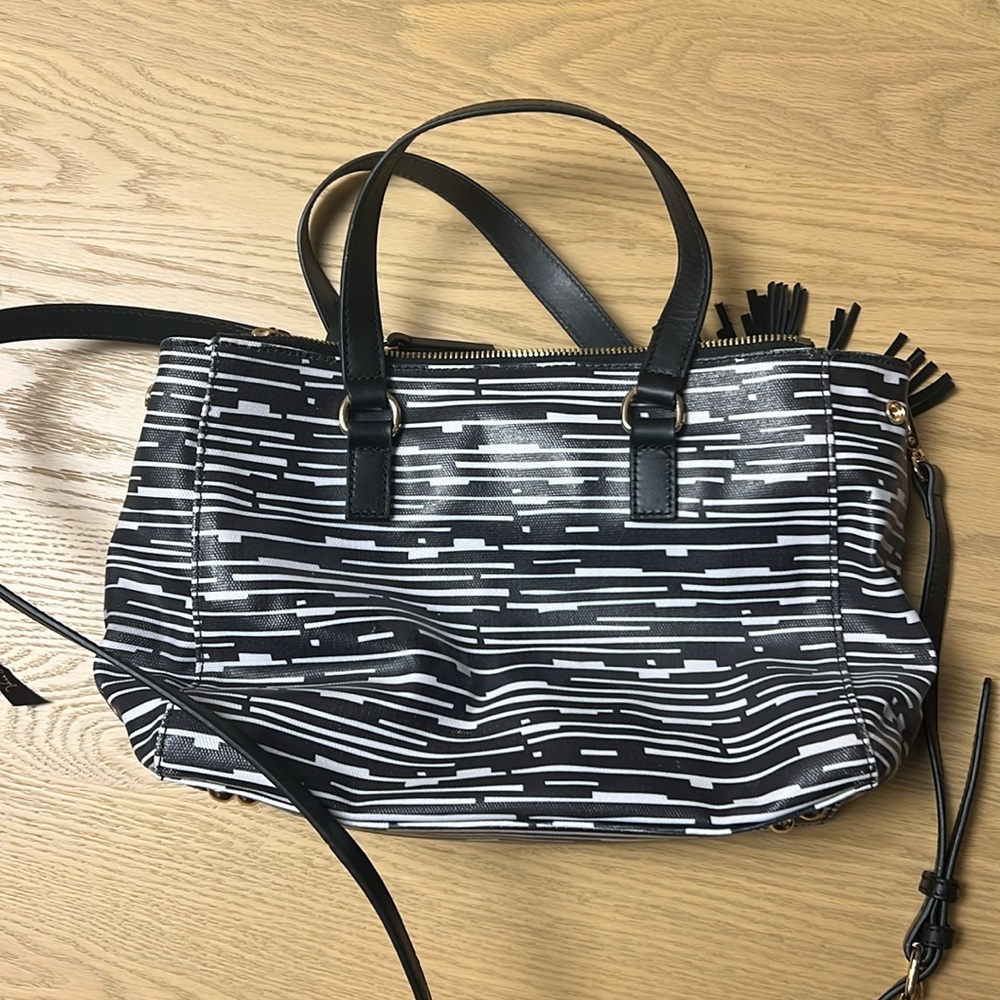 The Sak Black and White Purse - Picture 2 of 4